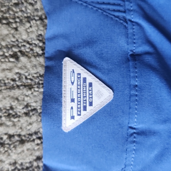 Columbia PFG Shorts Size Medium - Picture 3 of 6